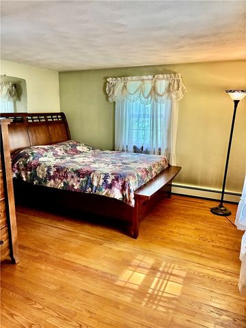 12 Tom Lee Drive, North Smithfield, RI 02896