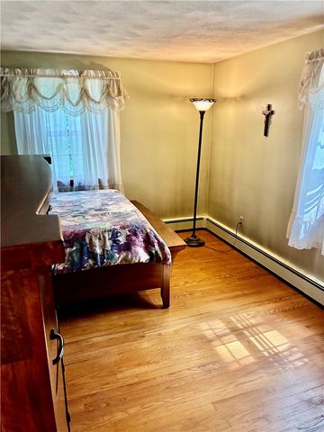 12 Tom Lee Drive, North Smithfield, RI 02896