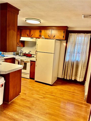 12 Tom Lee Drive, North Smithfield, RI 02896