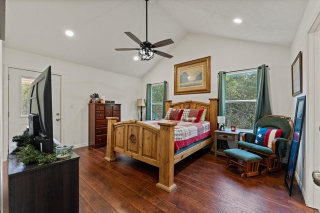 627 Dove Creek Drive, Coldspring, TX 77331