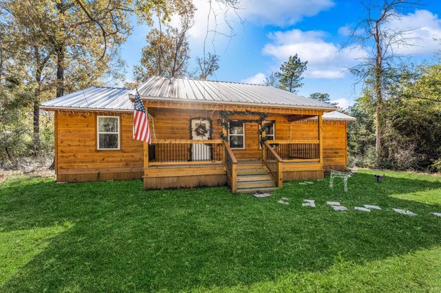 627 Dove Creek Drive, Coldspring, TX 77331