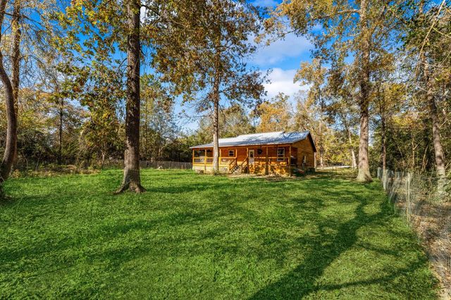 627 Dove Creek Drive, Coldspring, TX 77331