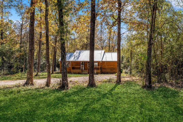 627 Dove Creek Drive, Coldspring, TX 77331