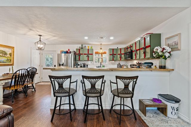 627 Dove Creek Drive, Coldspring, TX 77331