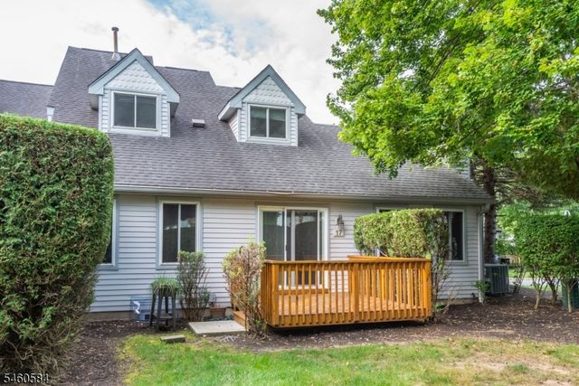 17 Constitution Ct, Montville Twp., NJ 07045
