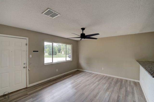 2804 Hood Drive, Bossier City, LA 71111