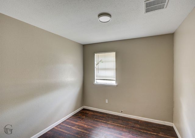 2804 Hood Drive, Bossier City, LA 71111