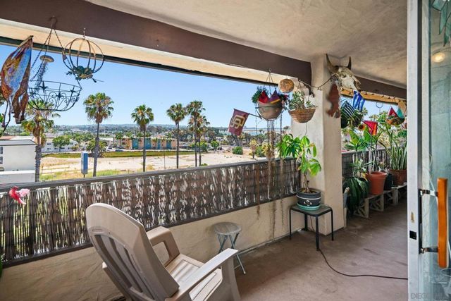 2540 Clairemont Dr 307, San Diego, CA 92117
