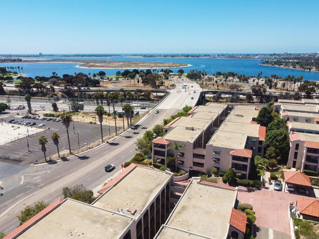 2540 Clairemont Dr 307, San Diego, CA 92117 — photo 3