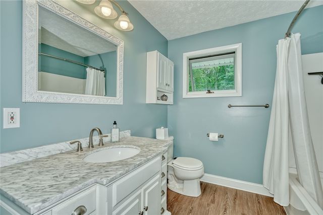 175 Longview Drive, Webster, NY 14580
