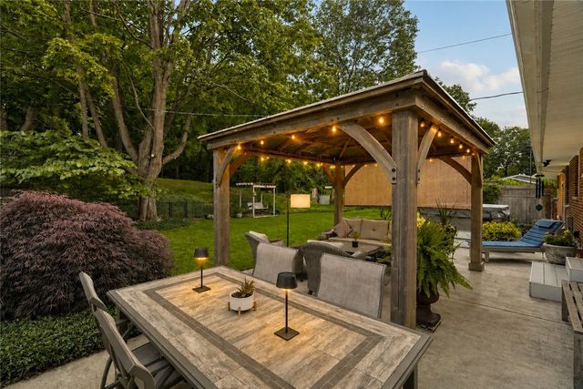 175 Longview Drive, Webster, NY 14580