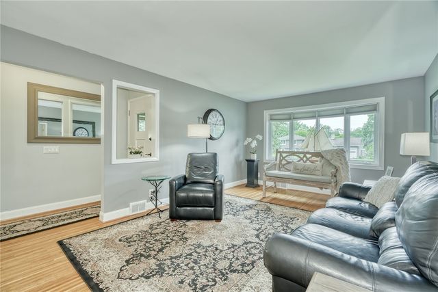 175 Longview Drive, Webster, NY 14580