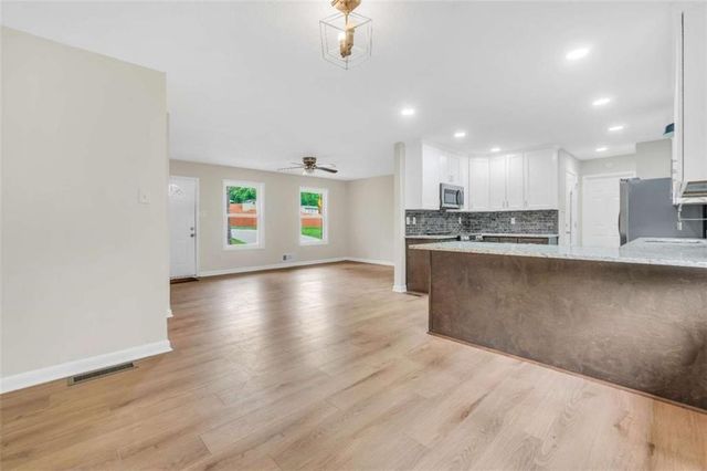 1558 Tanglewood Way, Conyers, GA 30012