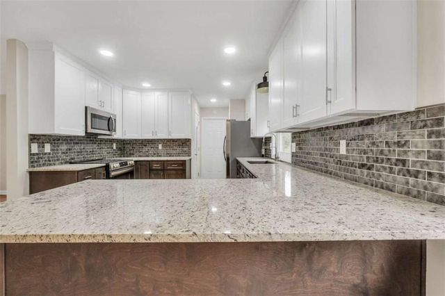 1558 Tanglewood Way, Conyers, GA 30012