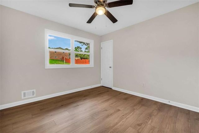 1558 Tanglewood Way, Conyers, GA 30012