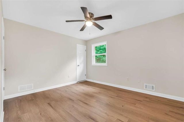 1558 Tanglewood Way, Conyers, GA 30012