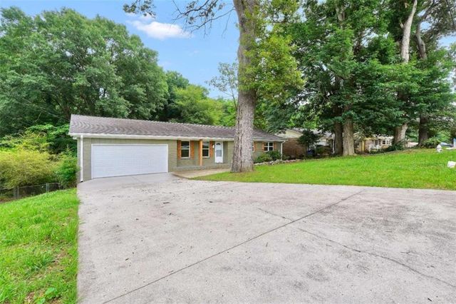 1558 Tanglewood Way, Conyers, GA 30012