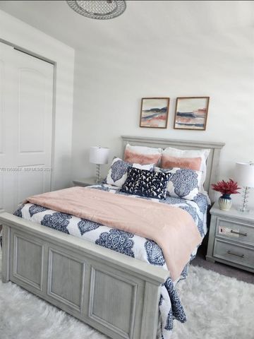 8550 NW 39th Ct, Coral Springs, FL 33065