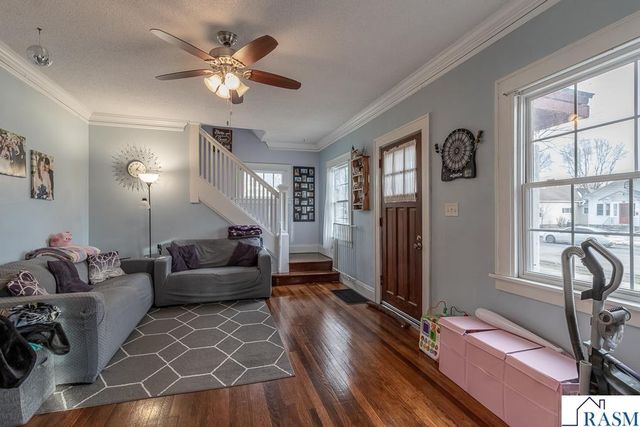 800 Belgrade Avenue, North Mankato, MN 56003