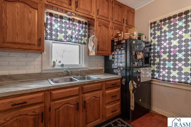 800 Belgrade Avenue, North Mankato, MN 56003