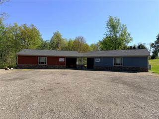 11040 RIDGE Road, Girard, PA 16417