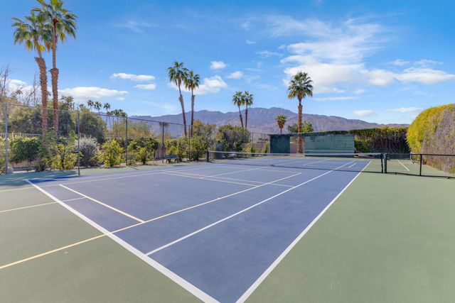 465 Desert Lakes Drive, Palm Springs, CA 92264