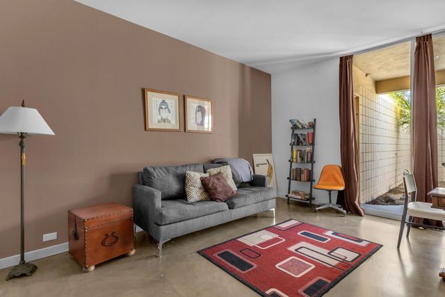 465 Desert Lakes Drive, Palm Springs, CA 92264