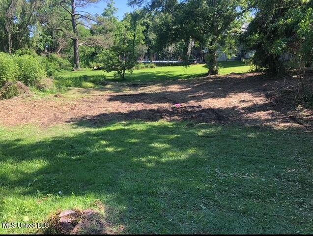 408 Ruskin Avenue, Ocean Springs, MS 39564