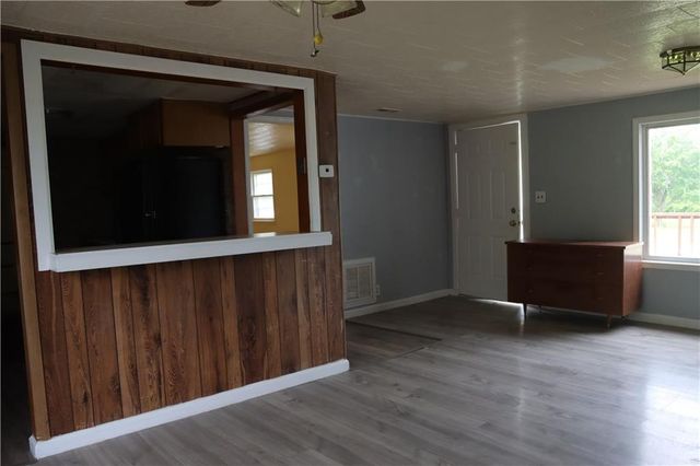 16103 Eastern Avenue, Belton, MO 64012