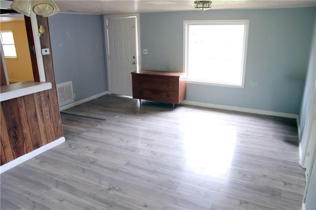 16103 Eastern Avenue, Belton, MO 64012