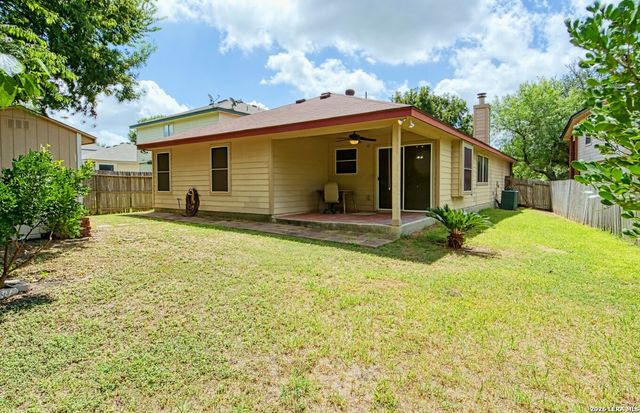 7127 STILL HOLLOW DR, San Antonio, TX 78244