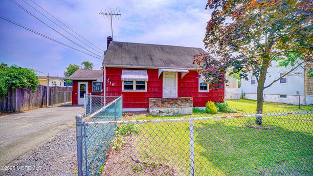 116 Hudson Avenue, Hazlet, NJ 07734