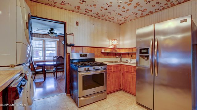 116 Hudson Avenue, Hazlet, NJ 07734