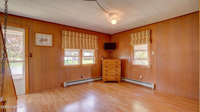 116 Hudson Avenue, Hazlet, NJ 07734