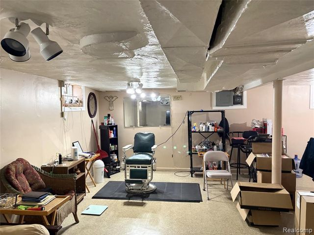 16525 Prevost Street, Detroit, MI 48235