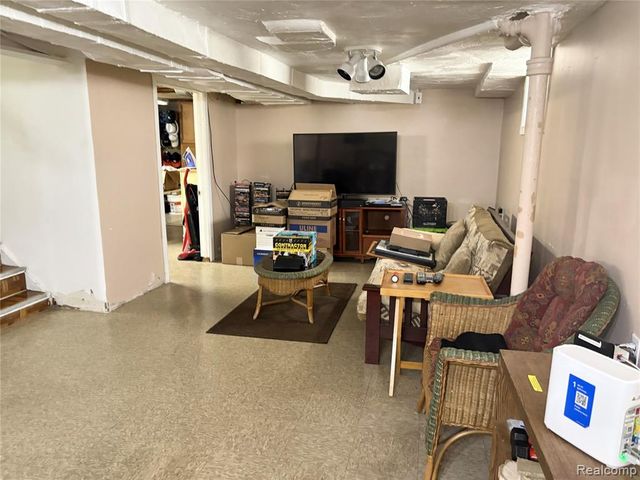 16525 Prevost Street, Detroit, MI 48235