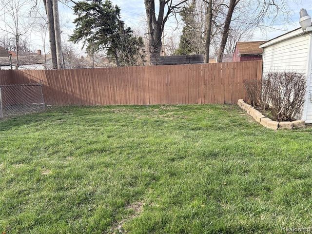 16525 Prevost Street, Detroit, MI 48235