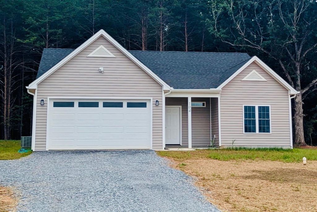 Image 1 of property listing at 104 Pebble Road, Rustburg, VA 24588