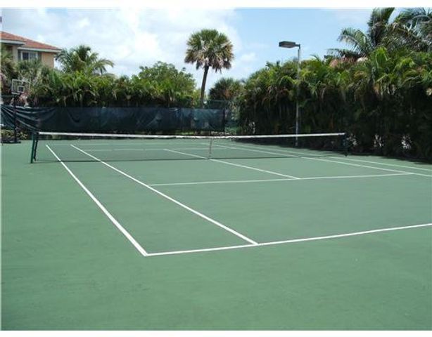 6556 Emerald Dunes Drive, Royal Palm Beach, FL 33411