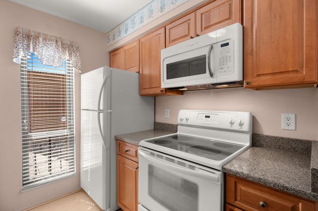 1601 Pennsylvania Street NE L3, Albuquerque, NM 87110