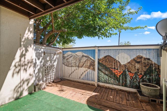 1601 Pennsylvania Street NE L3, Albuquerque, NM 87110