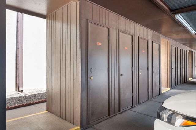 1601 Pennsylvania Street NE L3, Albuquerque, NM 87110