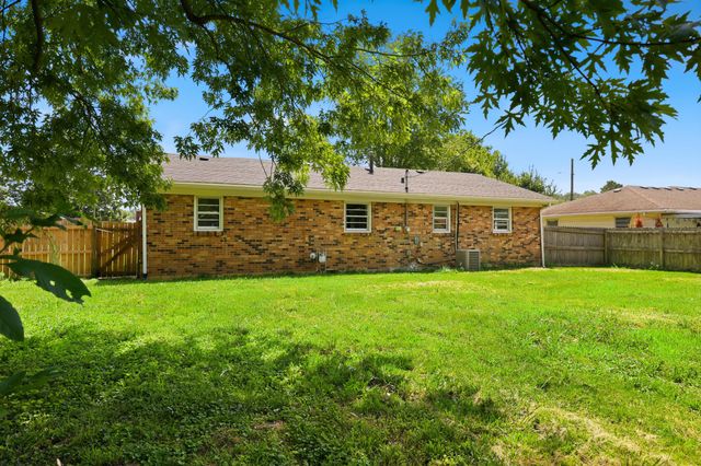 211 Laurel Drive, Berea, KY 40403