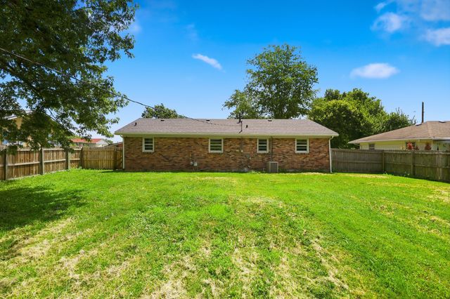 211 Laurel Drive, Berea, KY 40403