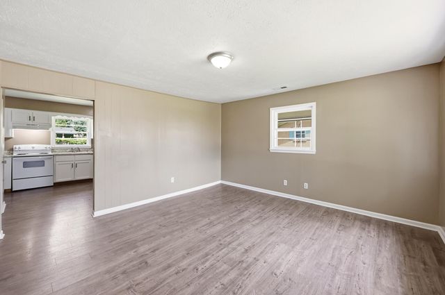 211 Laurel Drive, Berea, KY 40403