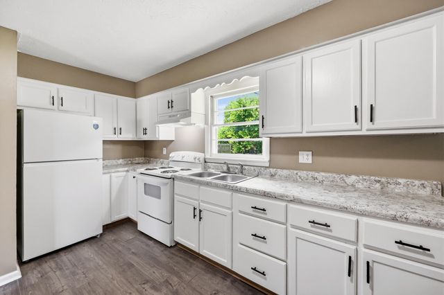 211 Laurel Drive, Berea, KY 40403
