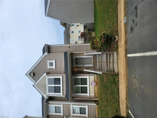 408 Rivers Ridge CIR, Newport News, VA 23608