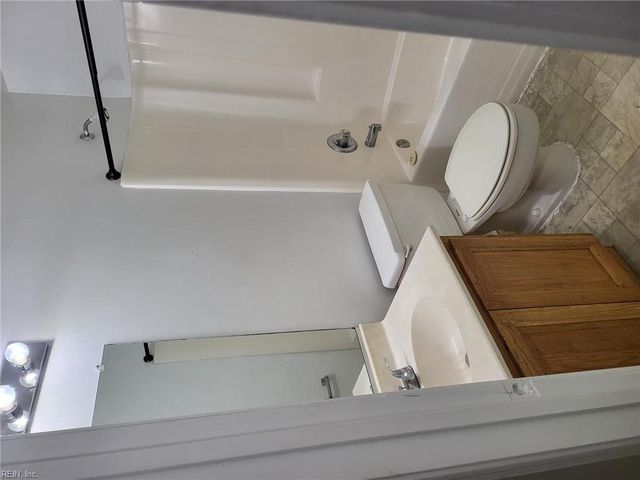 408 Rivers Ridge CIR, Newport News, VA 23608