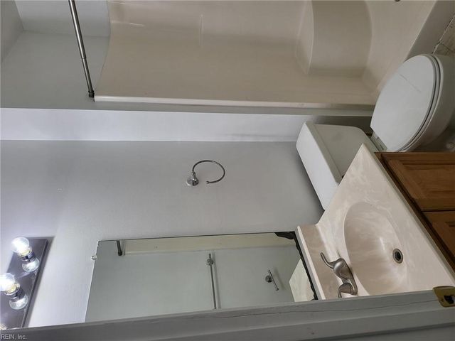 408 Rivers Ridge CIR, Newport News, VA 23608