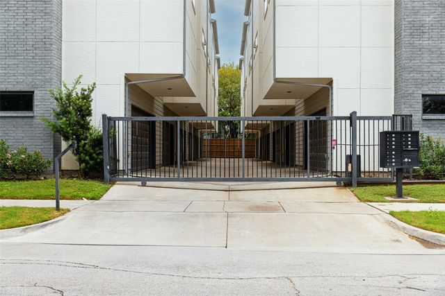 4226 Roseland Avenue 201, Dallas, TX 75204